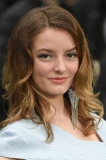 Dakota Blue Richards.jpg