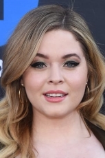 Sasha Pieterse.jpg