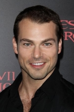 Shawn Roberts.jpg