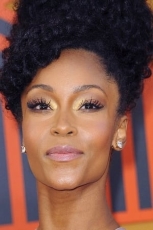 Yaya DaCosta.jpg