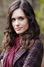 Torrey DeVitto.jpg