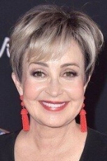 Annie Potts.jpg