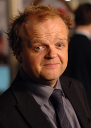 Toby Jones.jpg