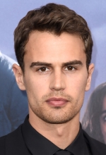 Theo James.jpg