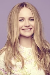 Britt Robertson.jpg