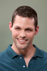 Justin Bruening.jpg