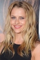 Teresa Palmer.jpg