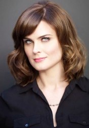 Emily Deschanel.jpg